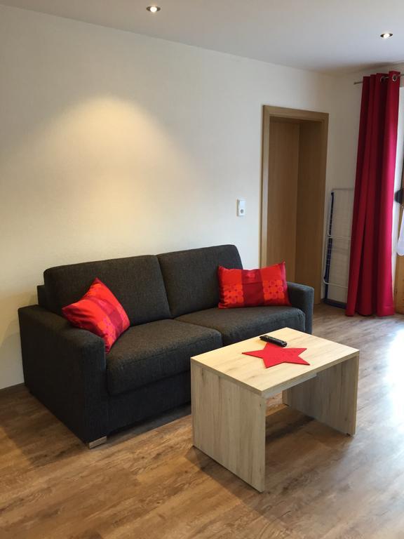 Ferienwohnungen Bailom Bach  Ruang foto